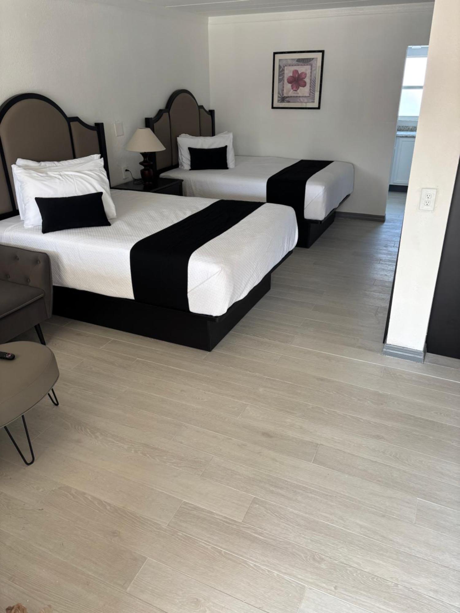 Holiday Isles Resort Madeira Beach Eksteriør bilde